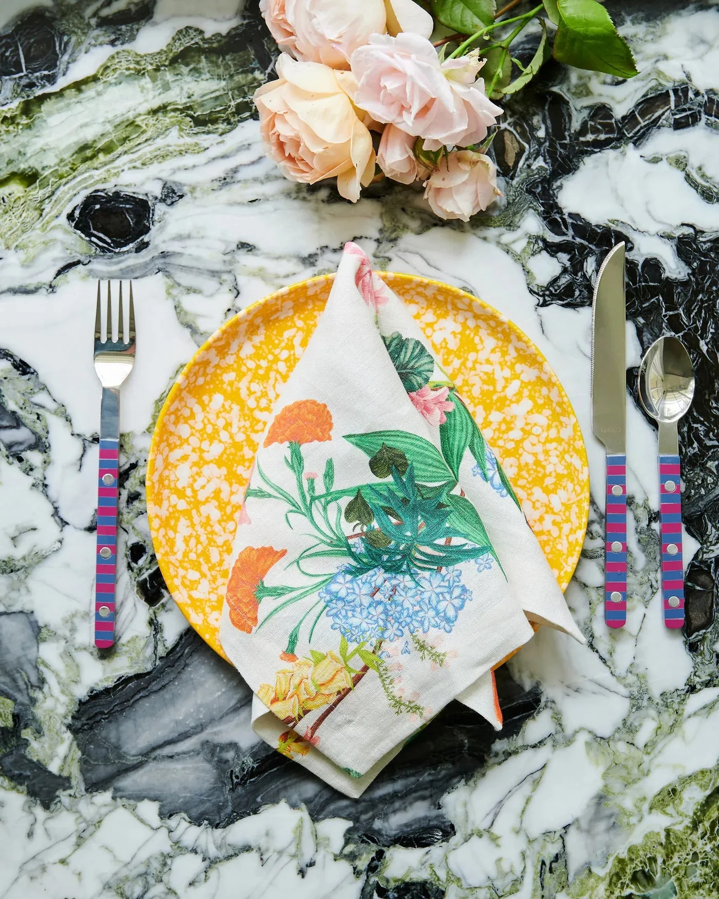 4-Piece Linen Napkin Set (Bouquet Beauty)