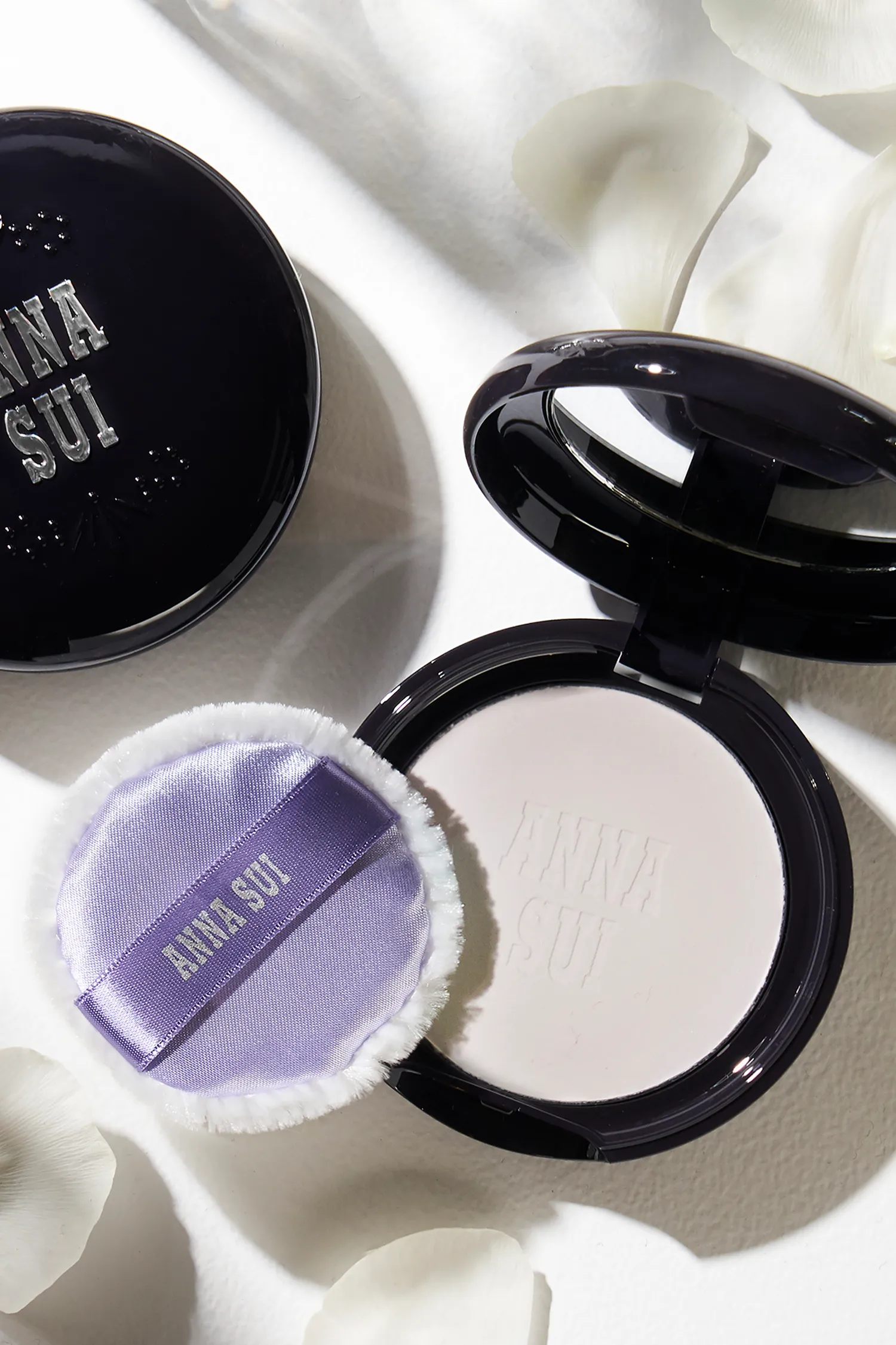 Brightening Powder Compact Annasui