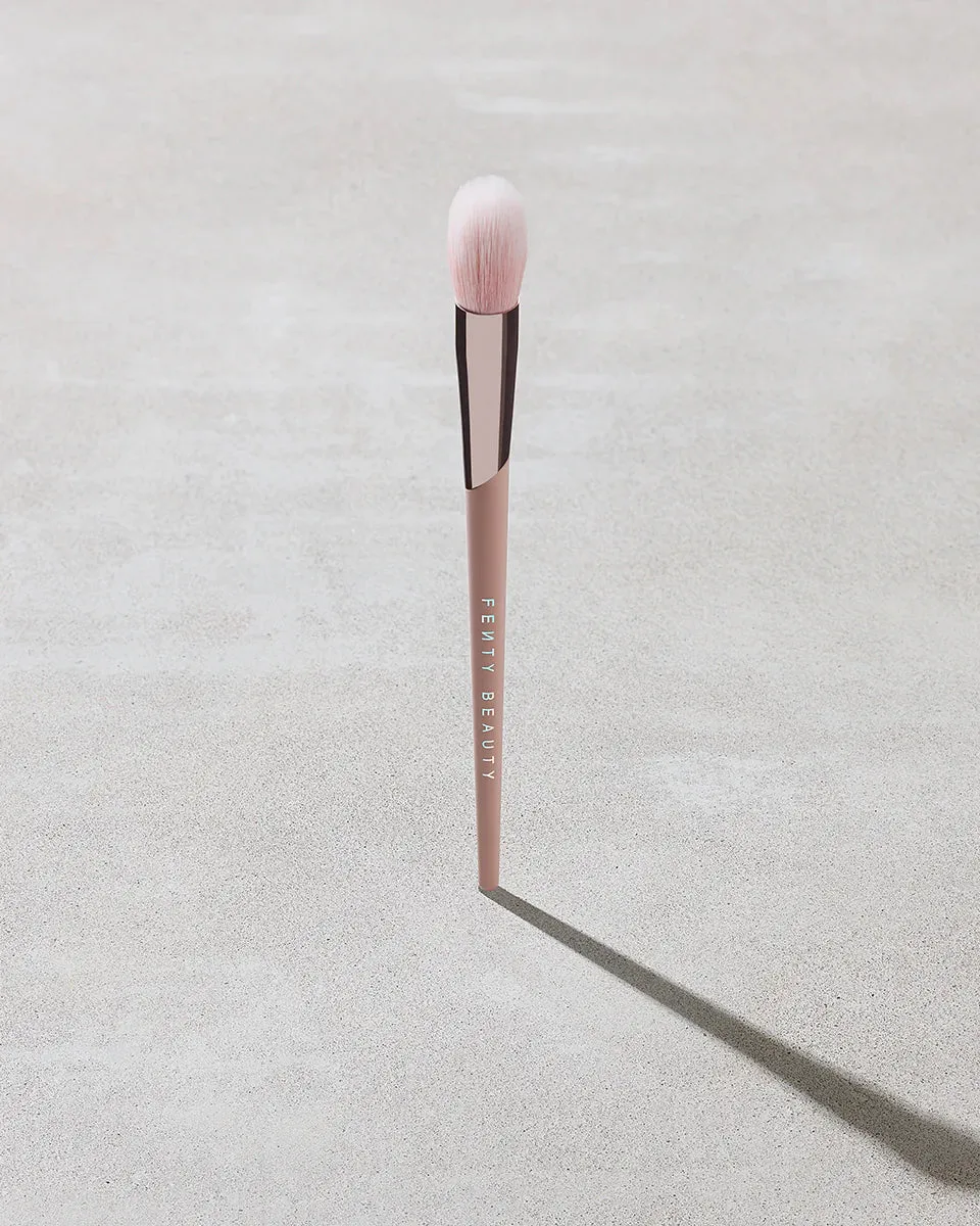 Fenty Beauty Precision Highlighter Brush 135 NIB