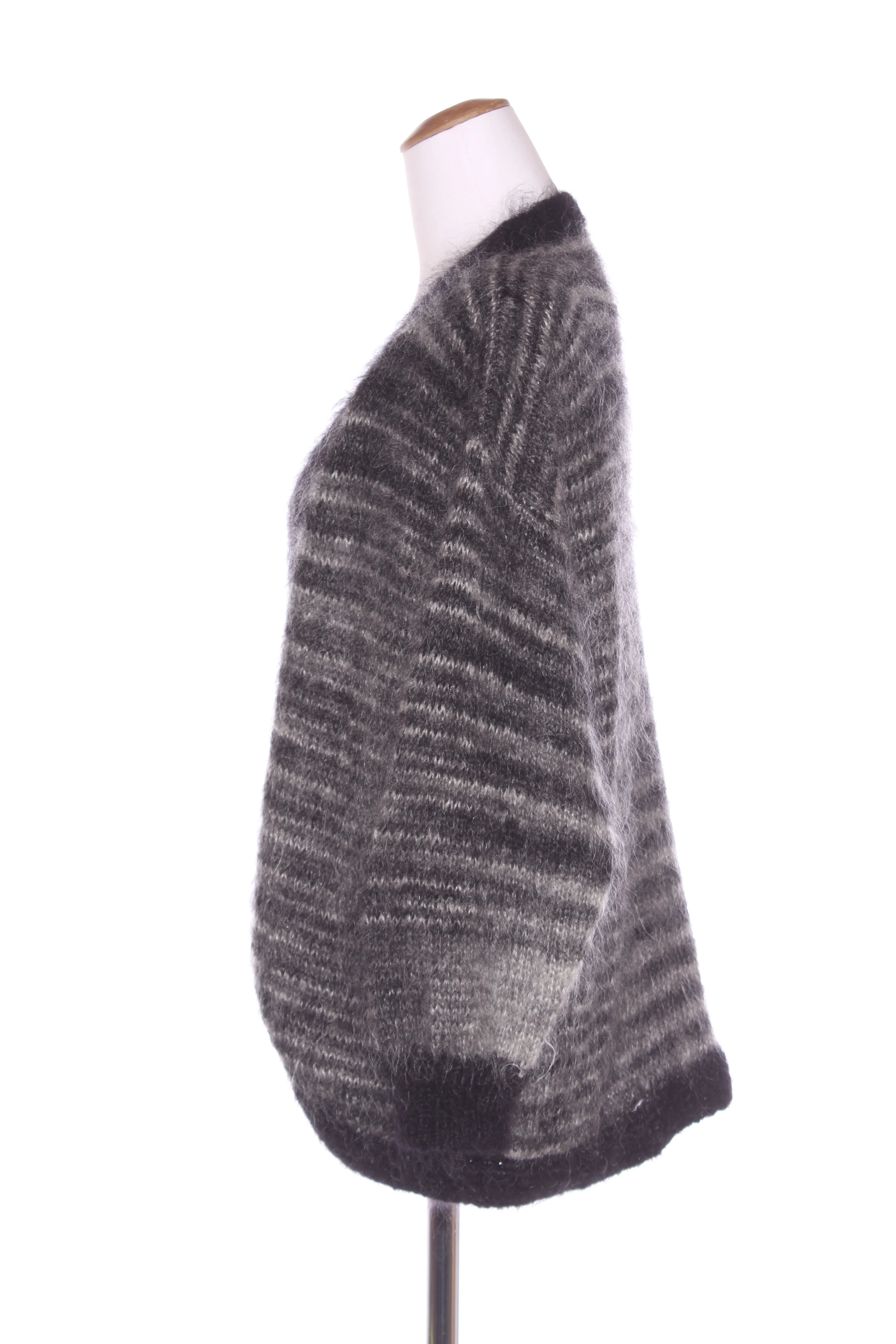 HANDMADE - Soft mohair knit cardi! 14