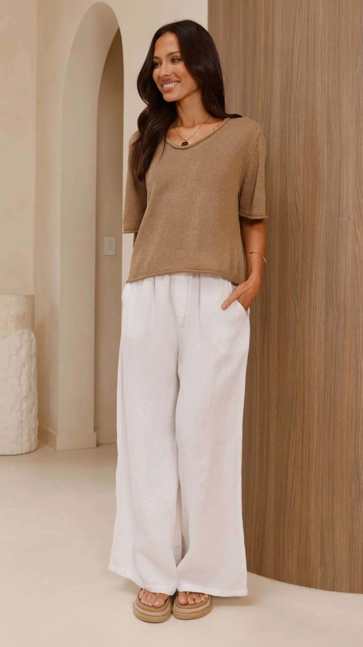 Spring Scoop Neck Tee - Taupe Billy J